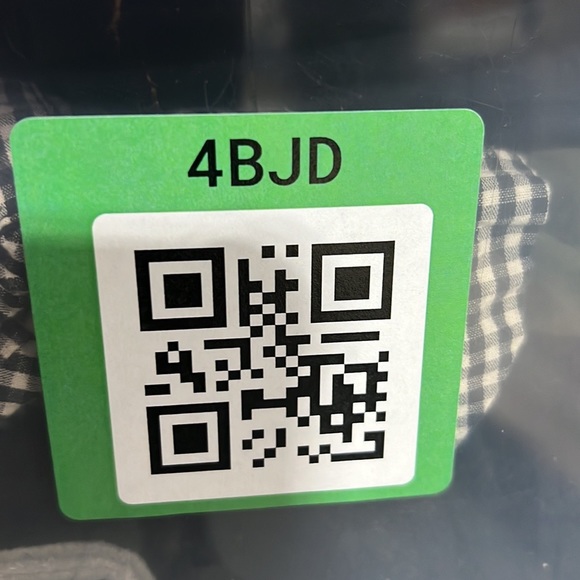 House Beautiful Magazine April/May 2021 The Color Issue - Picture 3 of 3